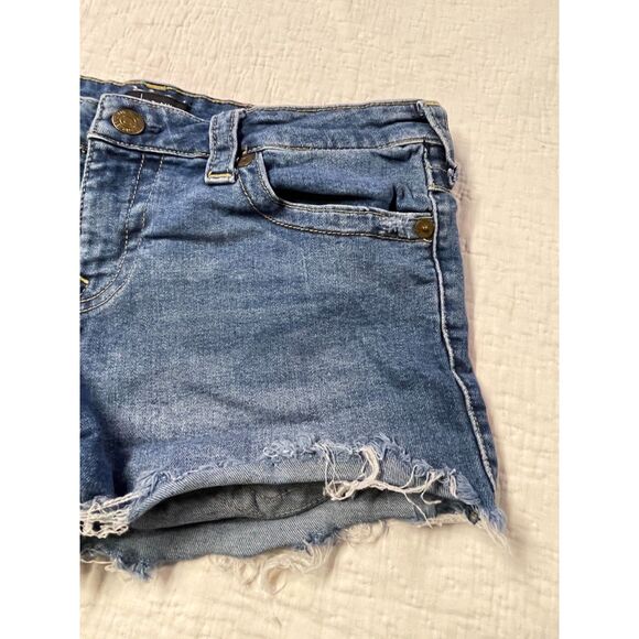 Vintage Y2K True Religion Joey Low Rise Cut Off Denim Shorts, Size 32- Size 14 - Picture 5 of 13